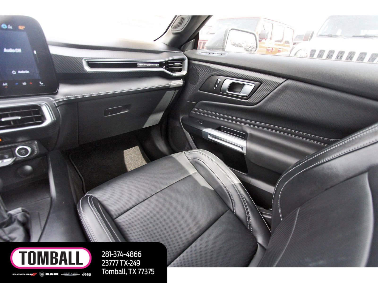 Used 2025 Ford Mustang Premium image 11