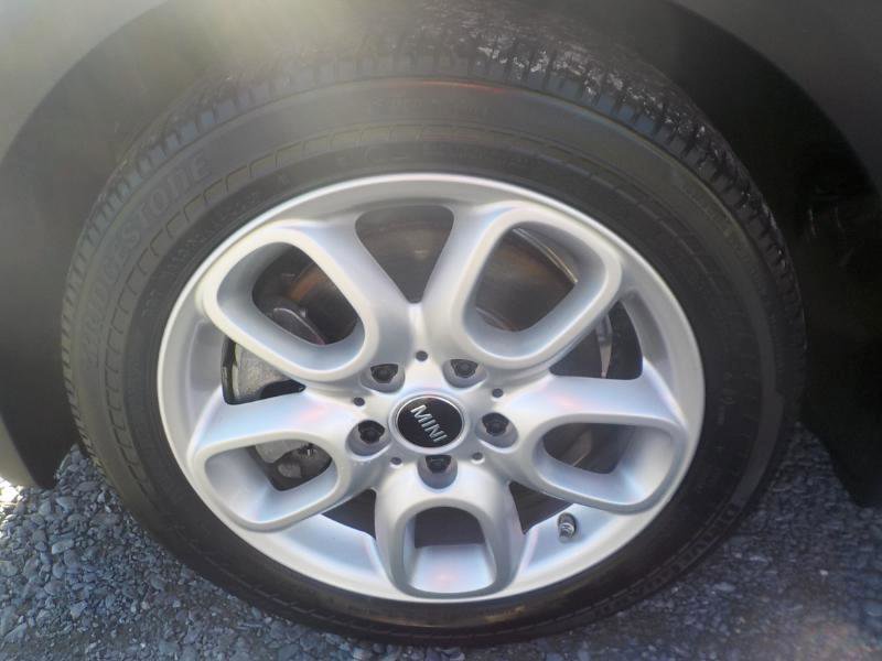 Used 2015 MINI Cooper S image 26