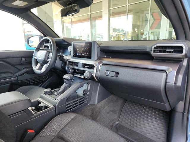 Certified 2025 Toyota 4Runner SR5 image 32