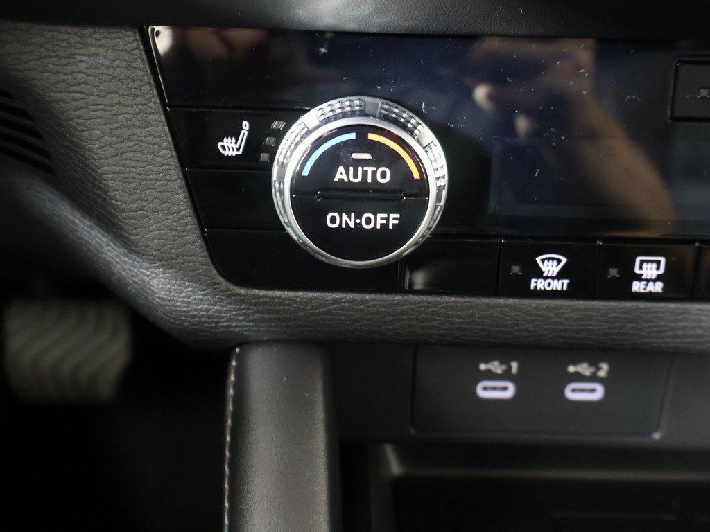 New 2027 Mitsubishi Outlander LE AWD/4WD image 47