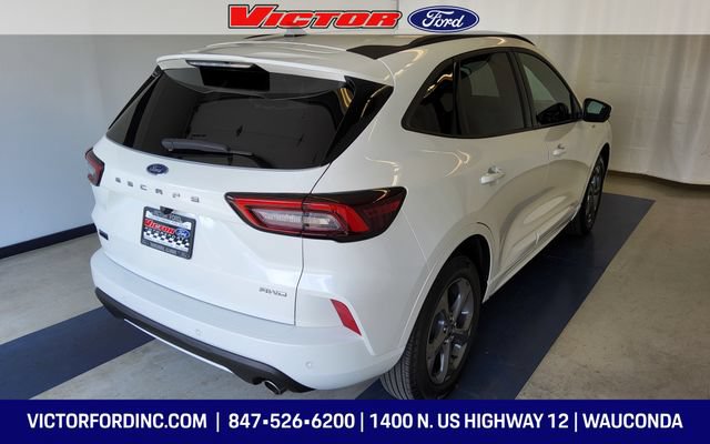 Used 2024 Ford Escape ST-Line Select w/ Tech Pack #2 AWD/4WD image 3