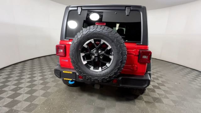 Used 2024 Jeep Wrangler Unlimited Rubicon 4xe w/ Technology Group AWD/4WD image 7