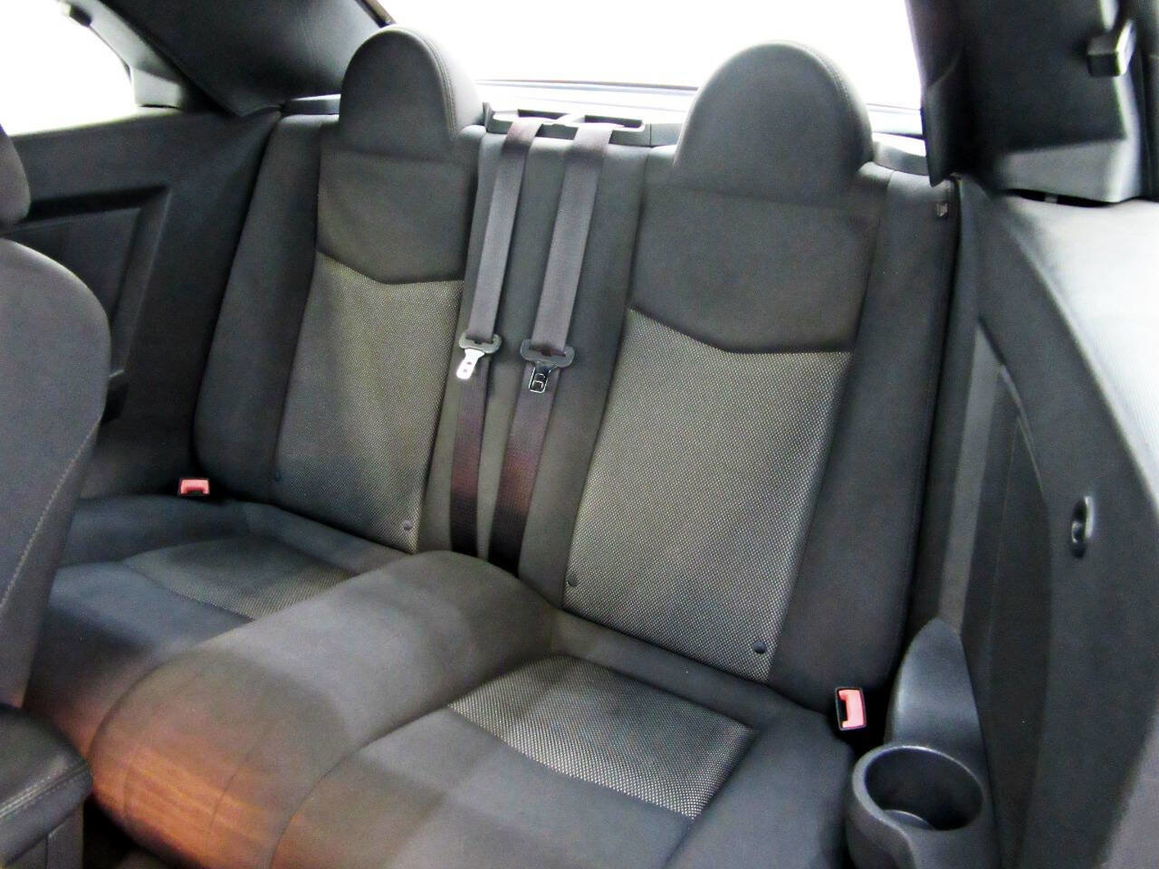 Used 2009 Chrysler Sebring Touring image 9