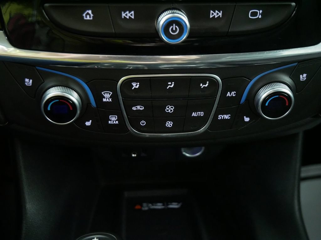 Used 2018 Chevrolet Traverse Premier w/ LPO, Black Accent Package AWD/4WD image 30