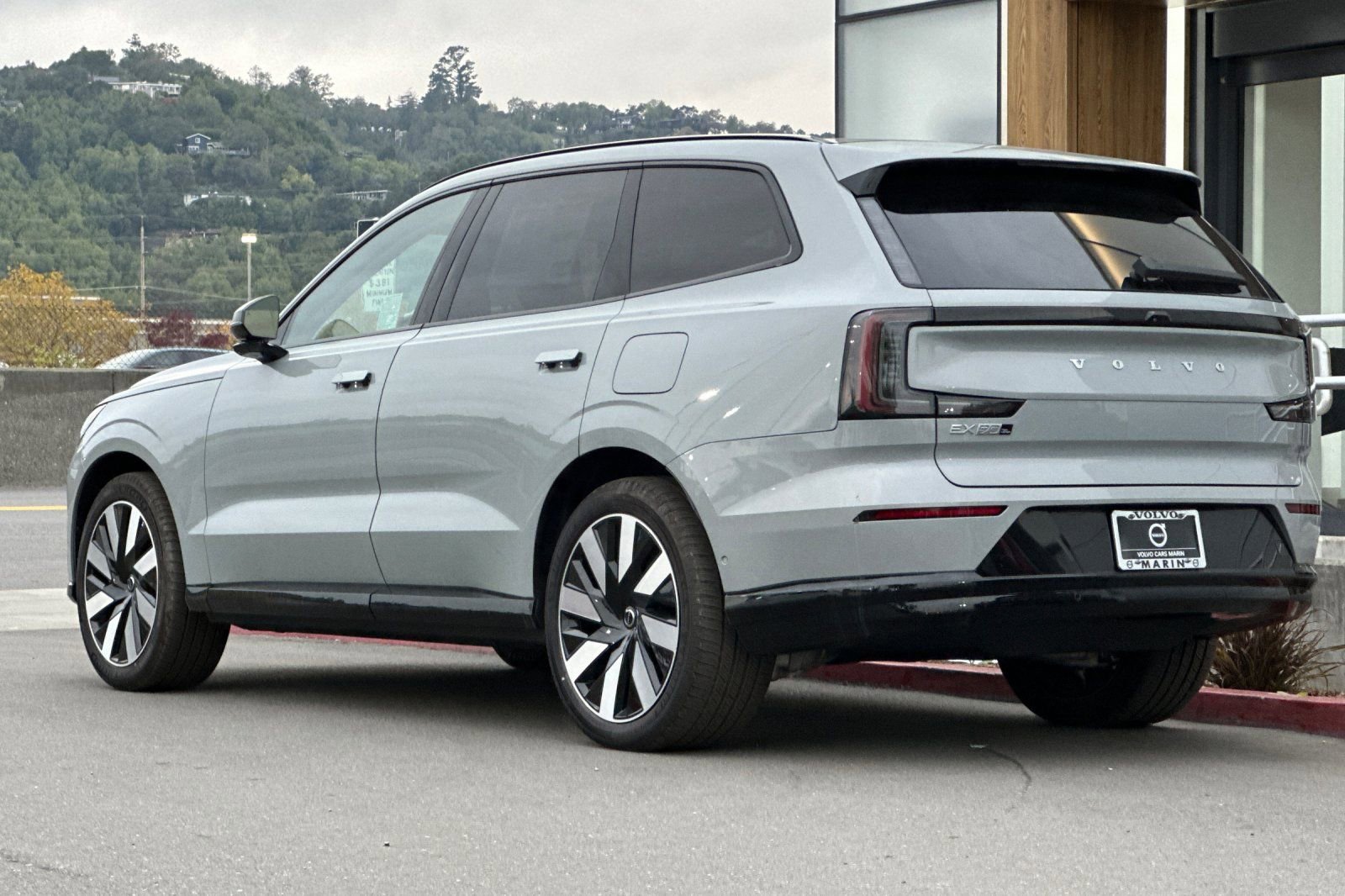 New 2025 Volvo EX90 Ultra AWD/4WD image 6