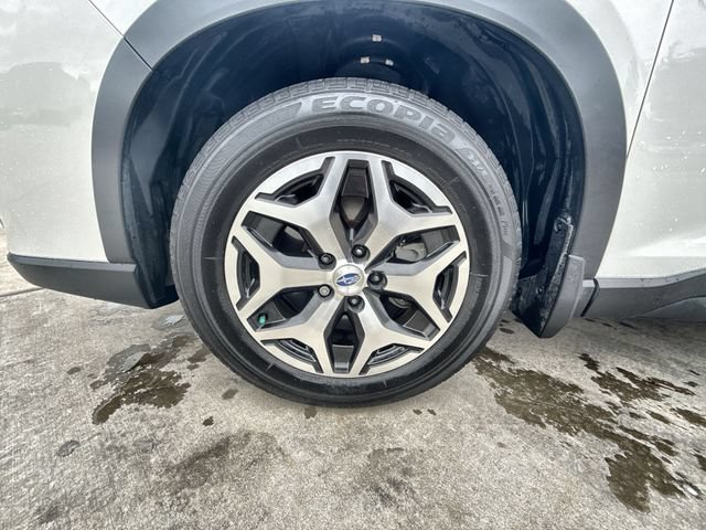 Certified 2021 Subaru Forester Premium AWD/4WD image 10