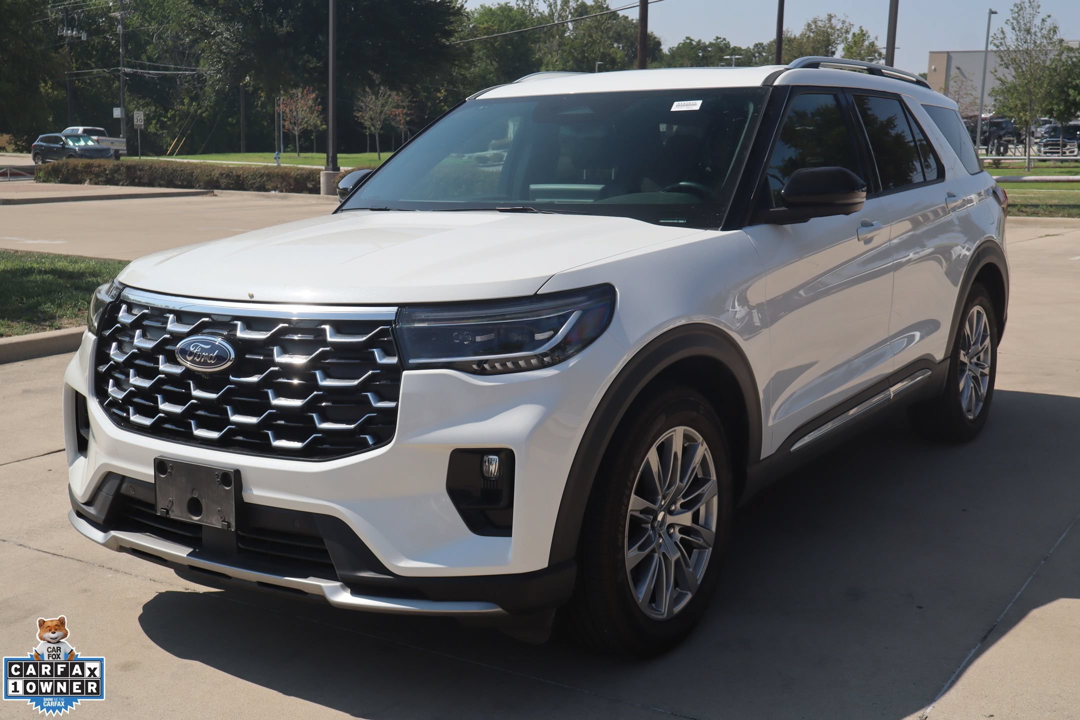 Used 2025 Ford Explorer Platinum RWD image 8