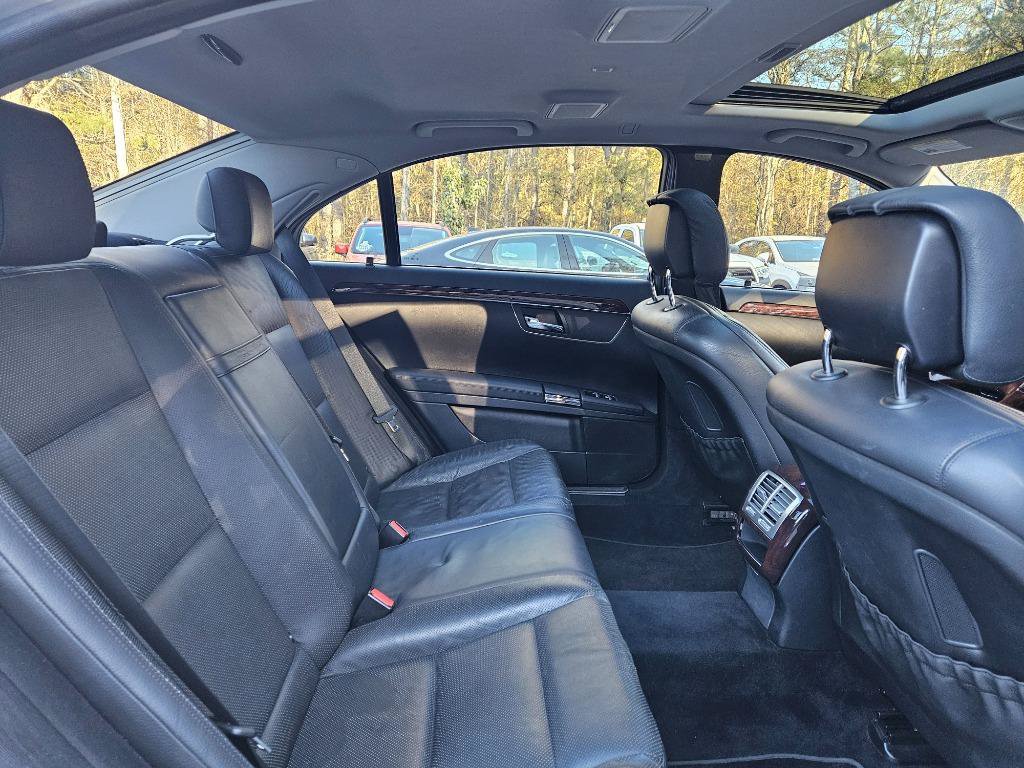 Used 2010 Mercedes-Benz S 400 image 28