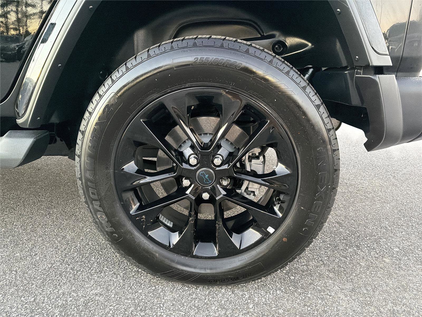 Used 2025 Jeep Wrangler Sahara image 20