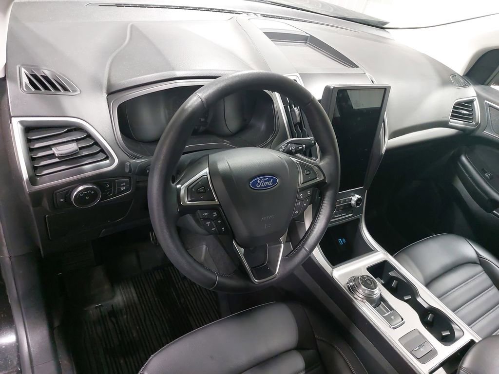 Used 2023 Ford Edge SEL w/ Convenience Package AWD/4WD image 16