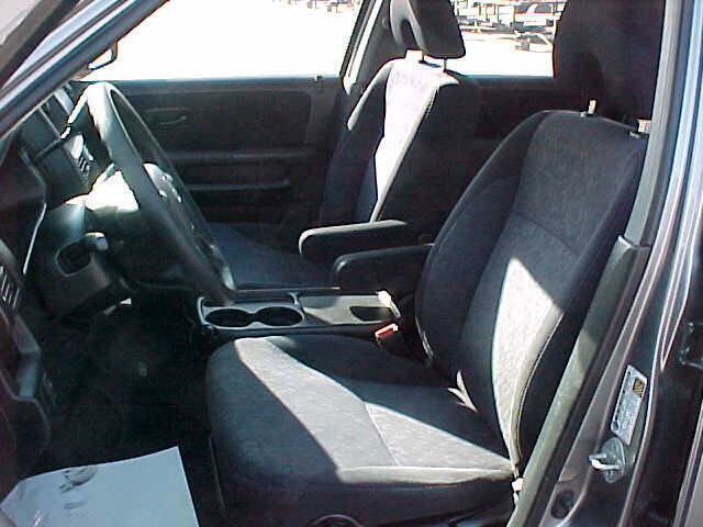 Used 2006 Honda CR-V LX image 13