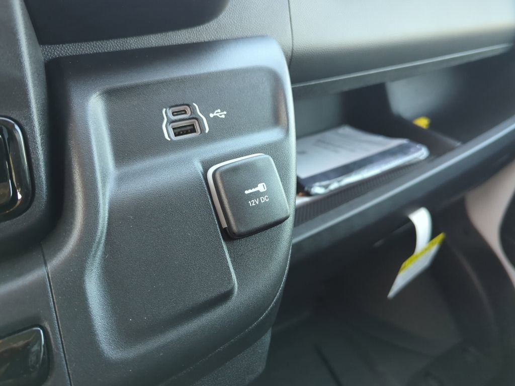 New 2026 RAM ProMaster 2500 w/ Convenience Group FWD image 25