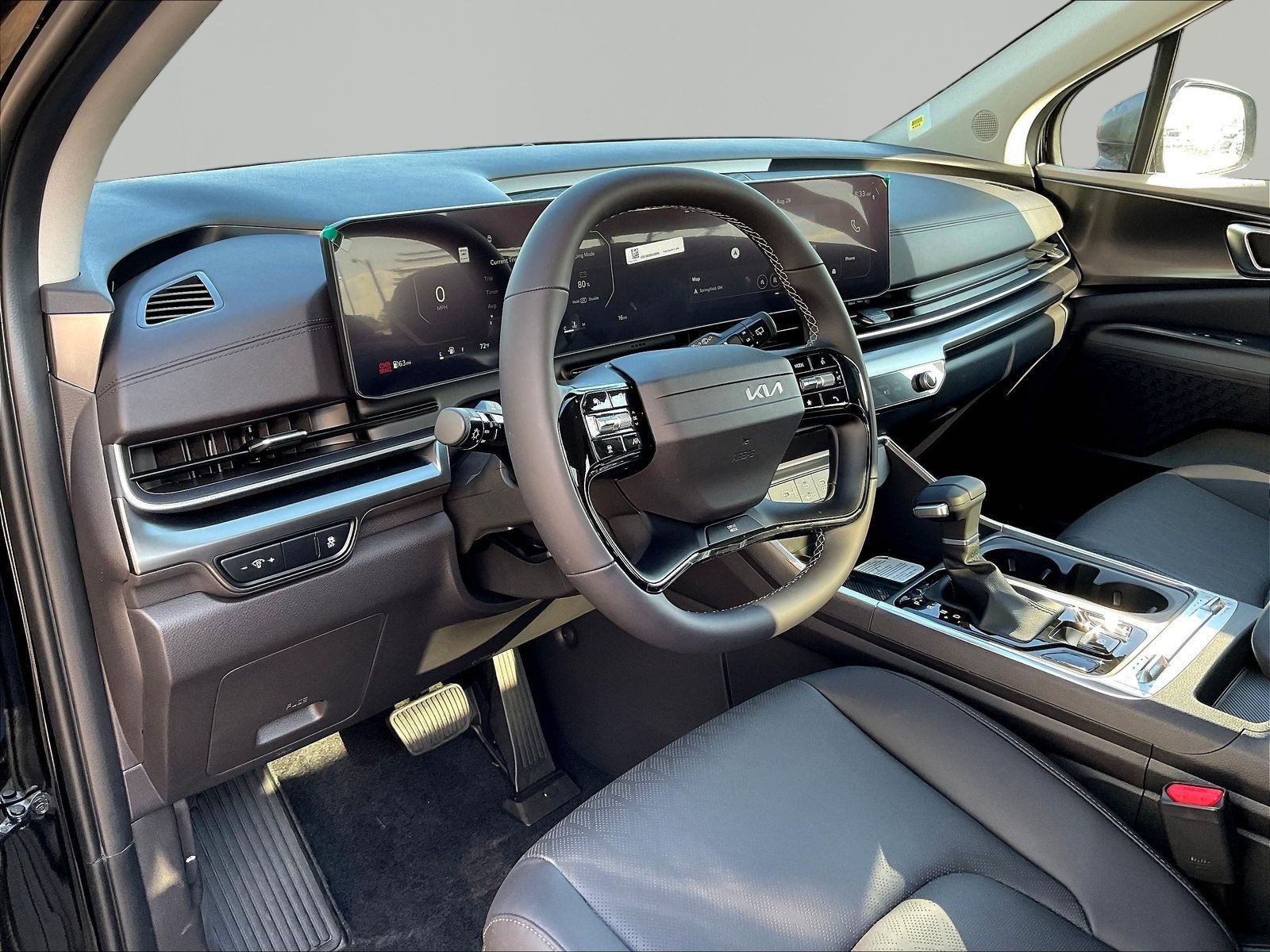 New 2027 Kia Carnival SX FWD image 16
