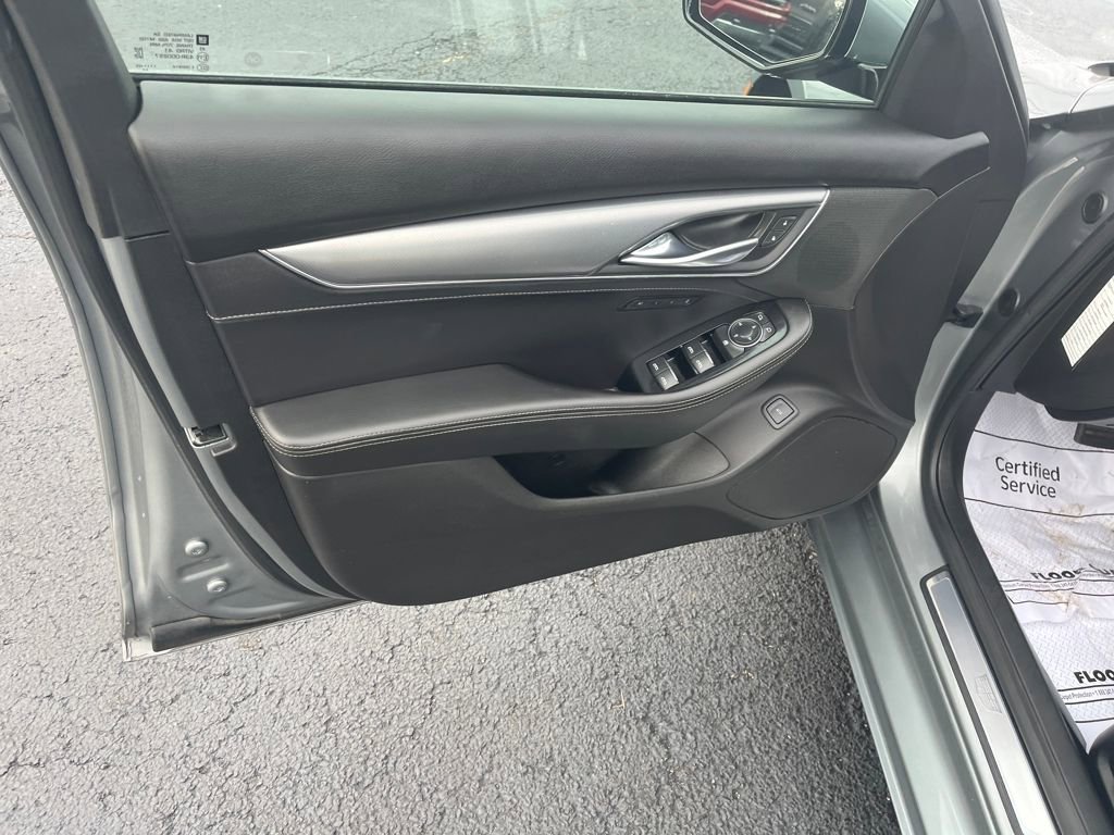 Used 2023 Cadillac CT5 Luxury image 18