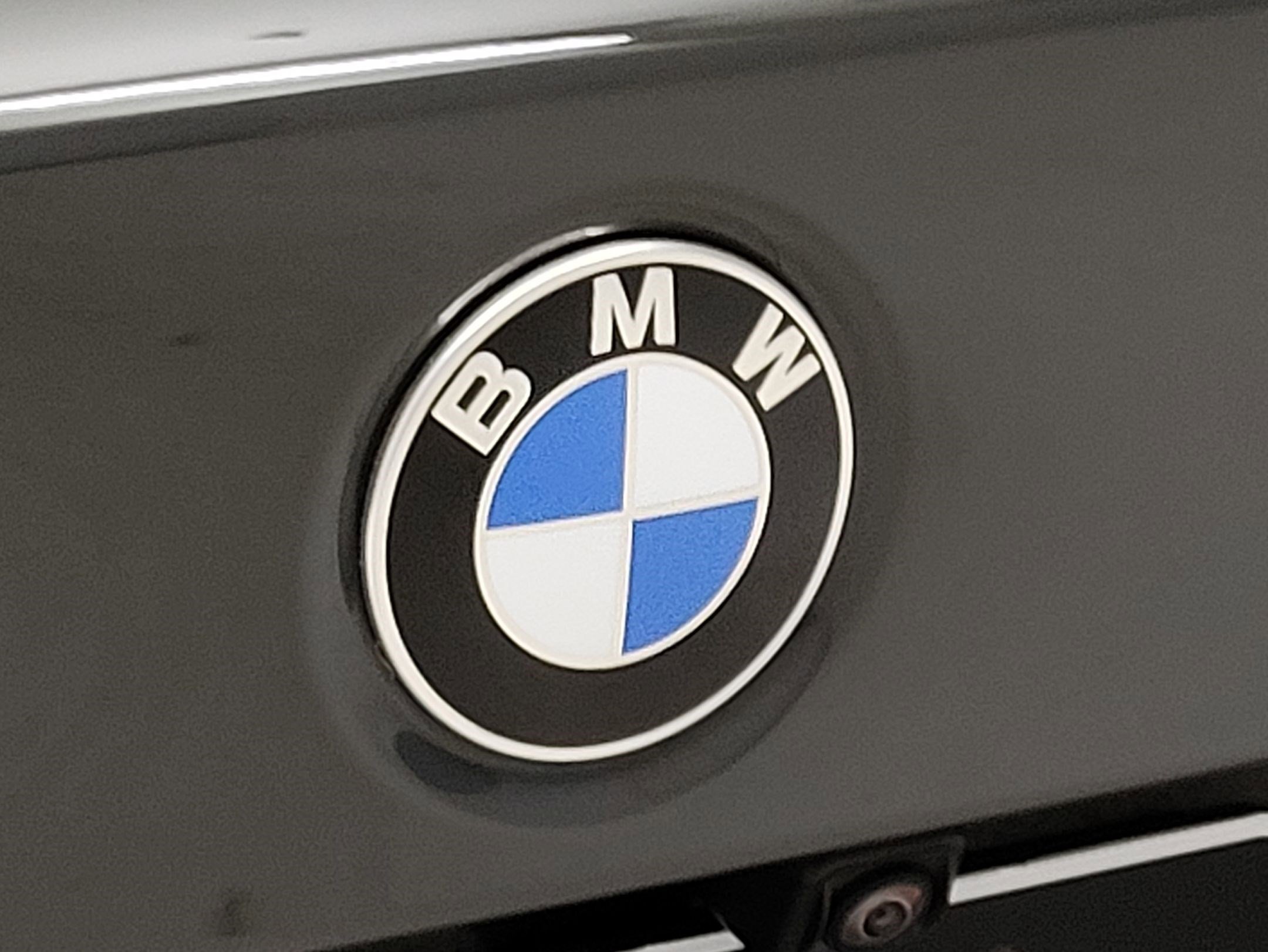 Certified 2023 BMW 330i Sedan w/ Convenience Package image 9