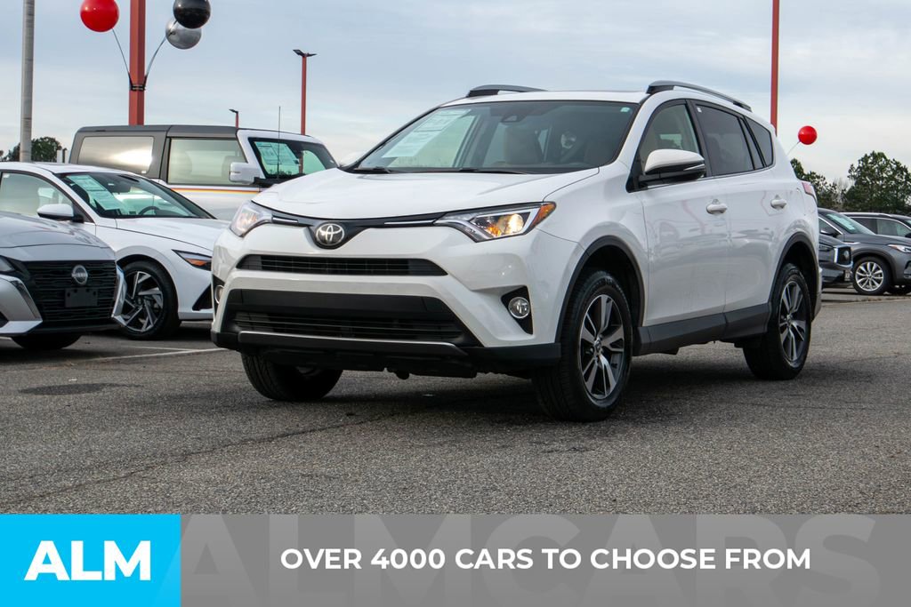 Used 2018 Toyota RAV4 XLE image 3