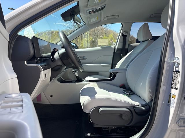 Used 2026 Hyundai Kona SEL Sport FWD image 37