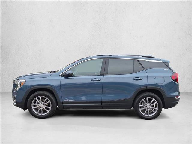 Used 2024 GMC Terrain SLT w/ Tech Package AWD/4WD image 9