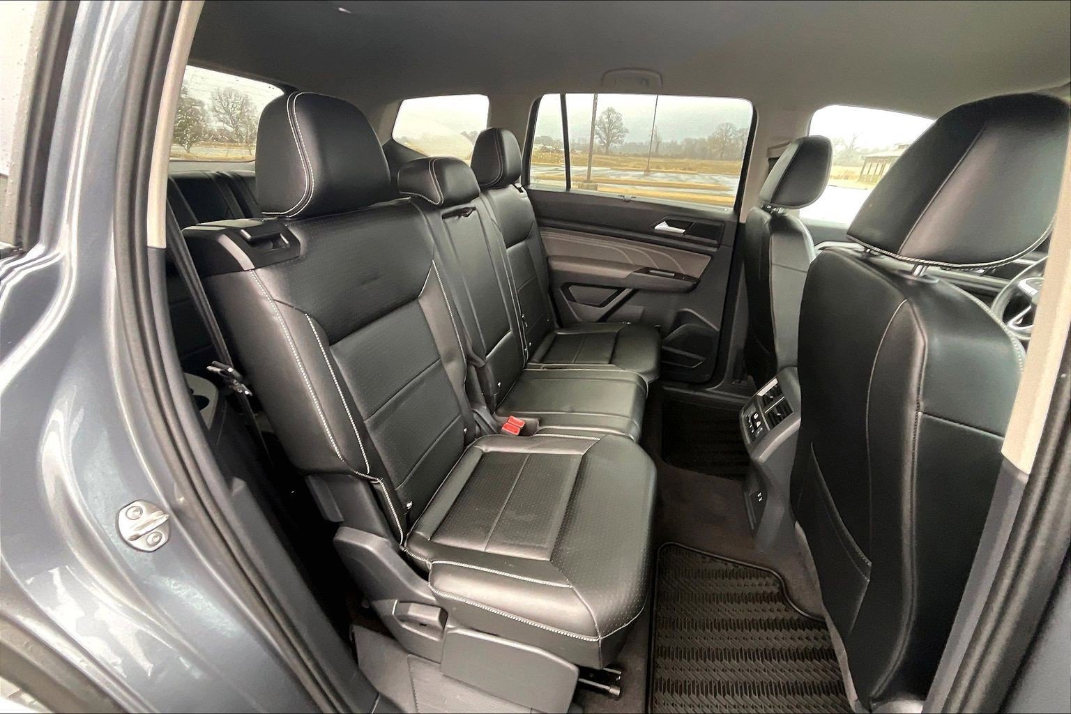 Used 2022 Volkswagen Atlas SE image 16