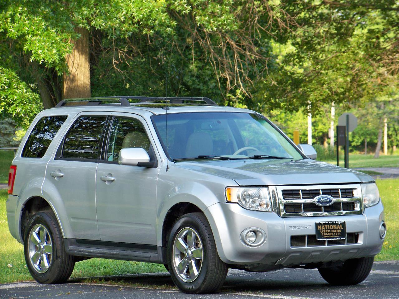 Used 2009 Ford Escape Limited AWD/4WD image 4