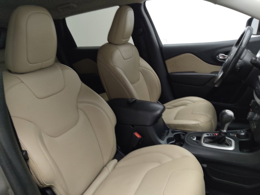 Used 2016 Jeep Cherokee Limited w/ Trailer Tow Group image 21