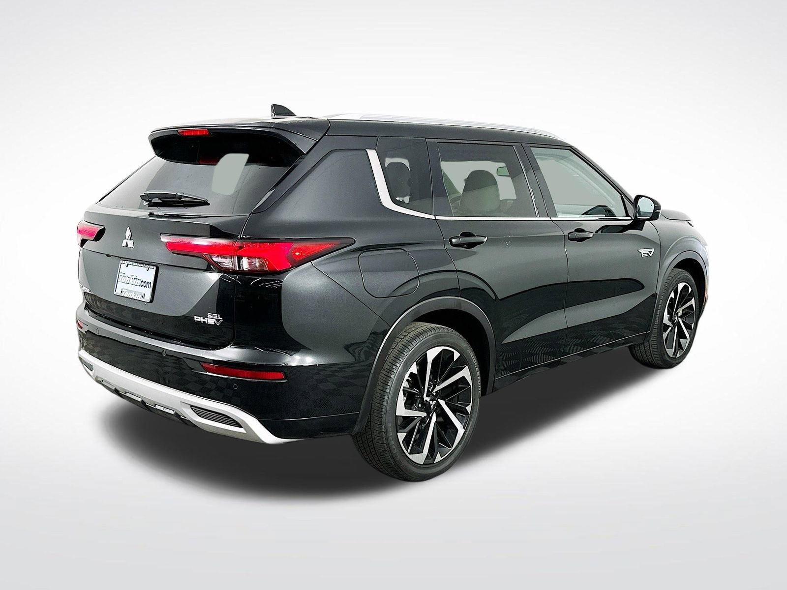 Used 2024 Mitsubishi Outlander SEL Black Edition image 8