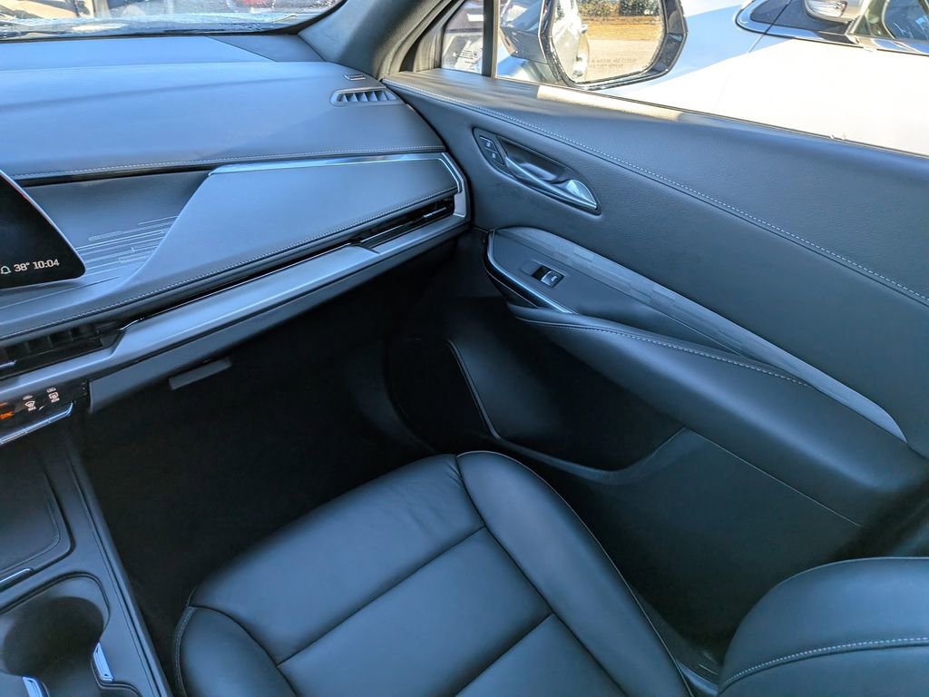 Certified 2025 Cadillac XT4 Premium Luxury image 20