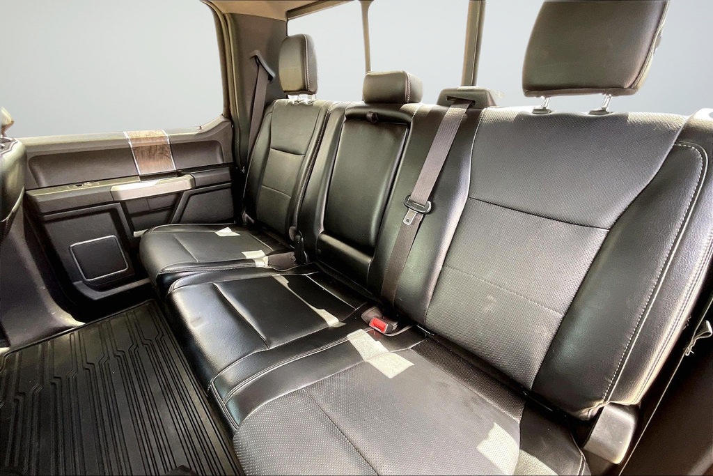 Used 2018 Ford F350 Lariat w/ Lariat Ultimate Package AWD/4WD image 26