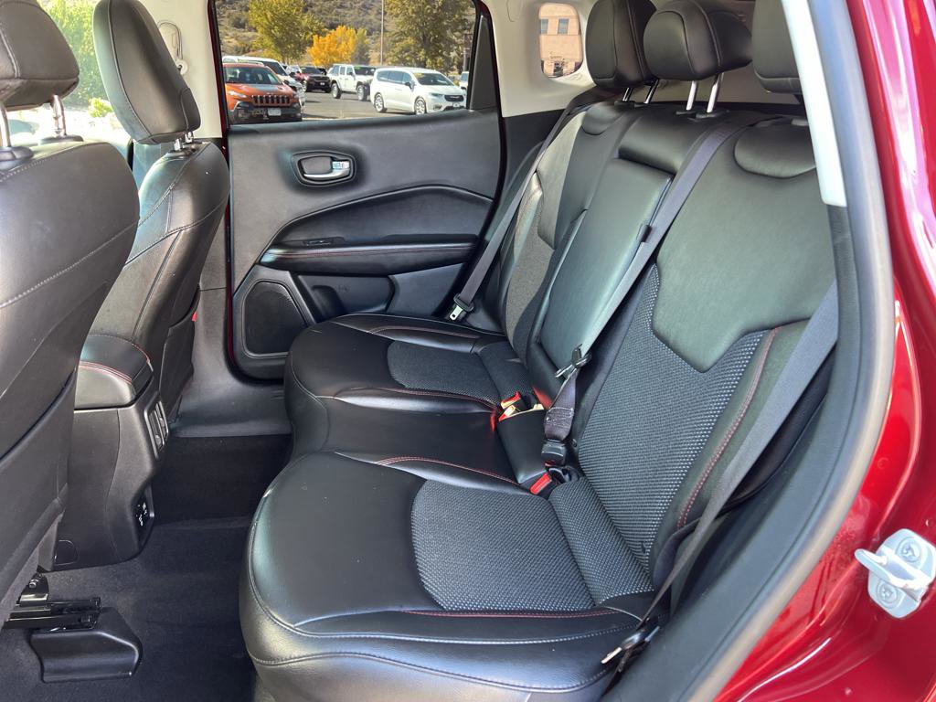 Used 2021 Jeep Compass Trailhawk image 14