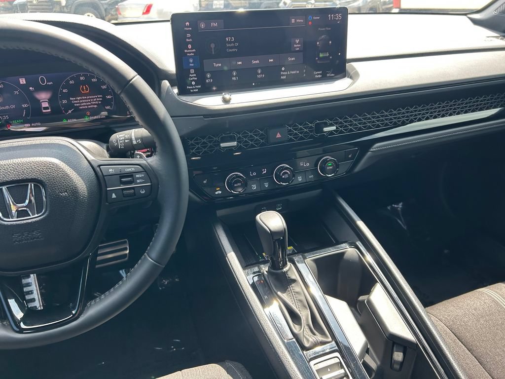Used 2025 Honda Accord Sport image 18