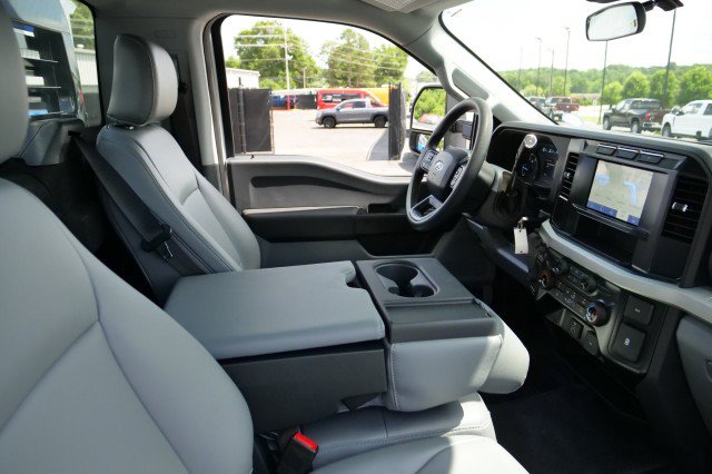 Used 2024 Ford F350 XL RWD image 32