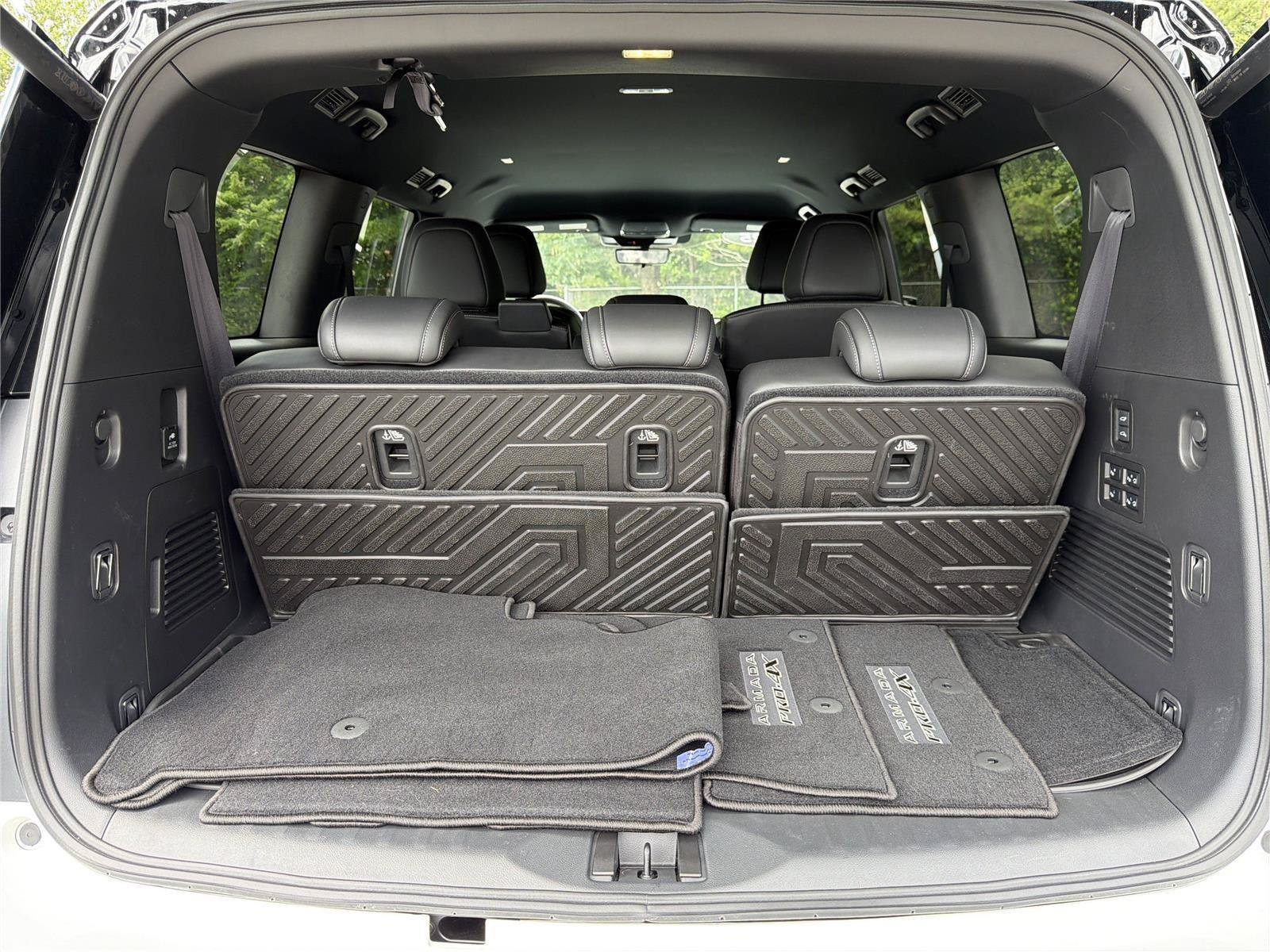 Used 2025 Nissan Armada PRO-4X AWD/4WD image 28