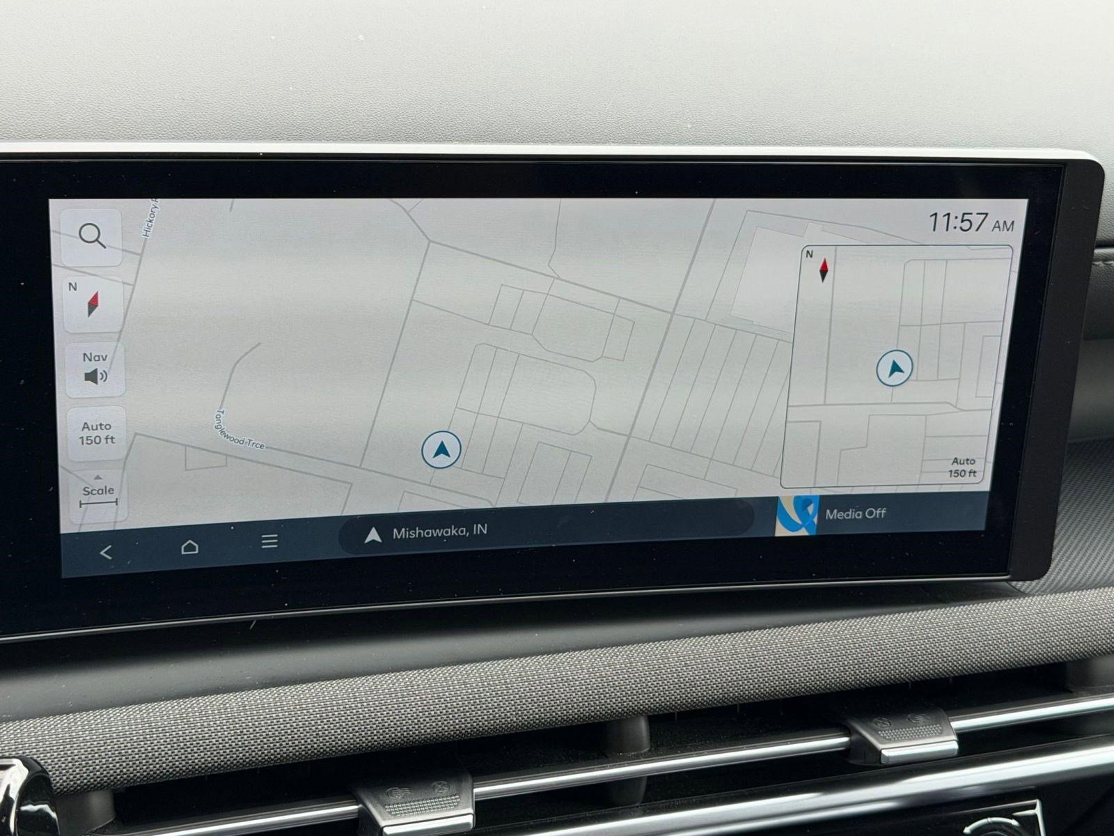 Used 2025 Hyundai Tucson Limited image 30