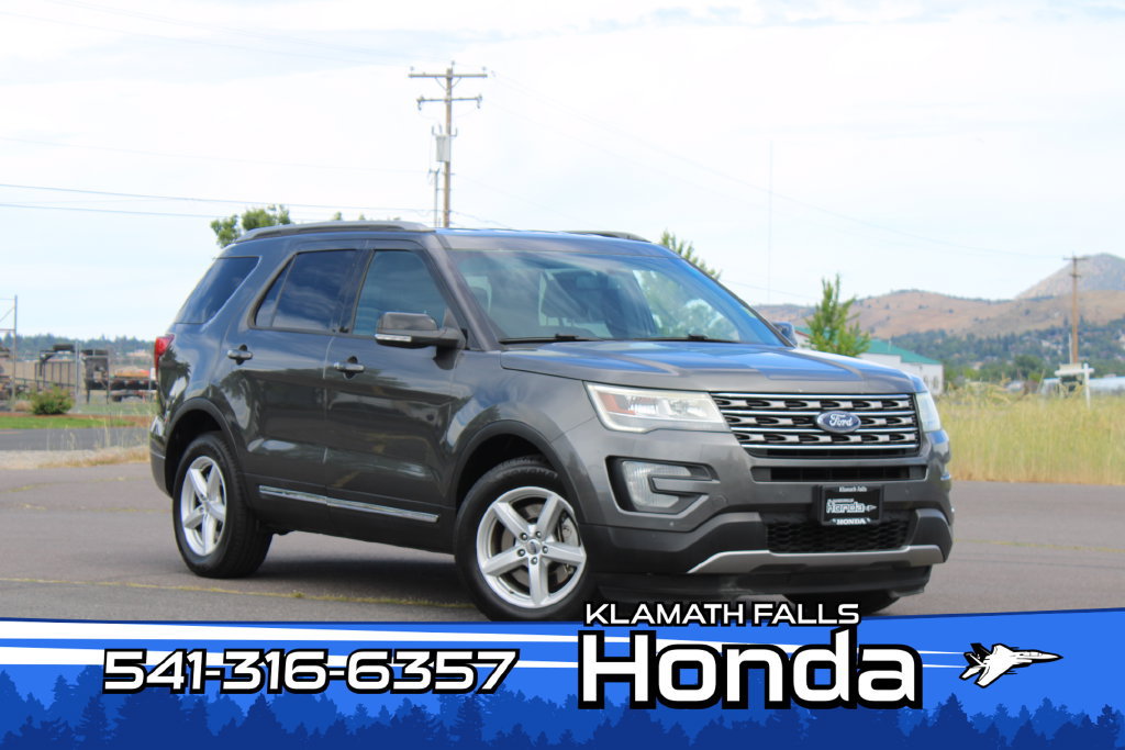Used 2016 Ford Explorer XLT w/ Equipment Group 202A