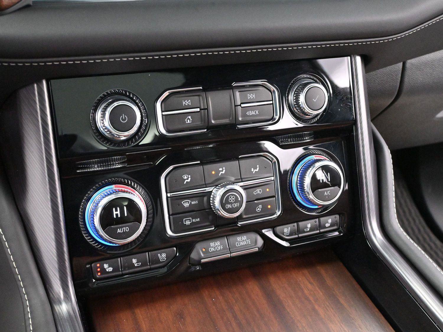 Used 2024 GMC Yukon Denali Ultimate image 19