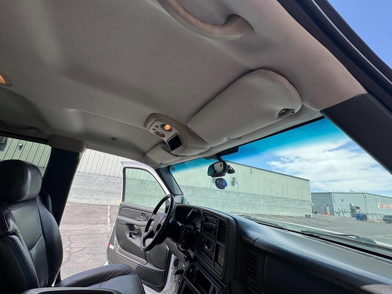 Used 2006 Chevrolet Silverado 2500 W/T w/ Skid Plate Package AWD/4WD image 49