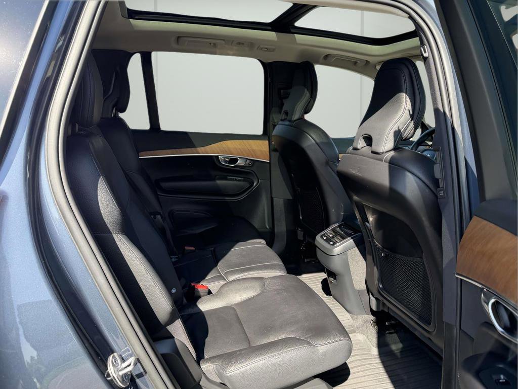 Used 2023 Volvo XC90 B5 Plus w/ Protection Package Premier AWD/4WD image 12