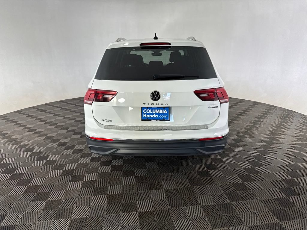 Used 2024 Volkswagen Tiguan Wolfsburg Edition AWD/4WD image 6