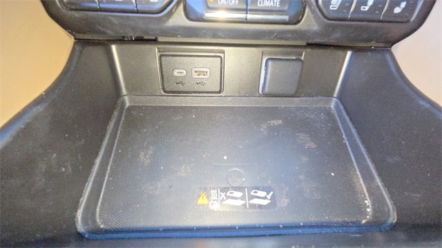 Used 2024 Chevrolet Tahoe Premier image 34