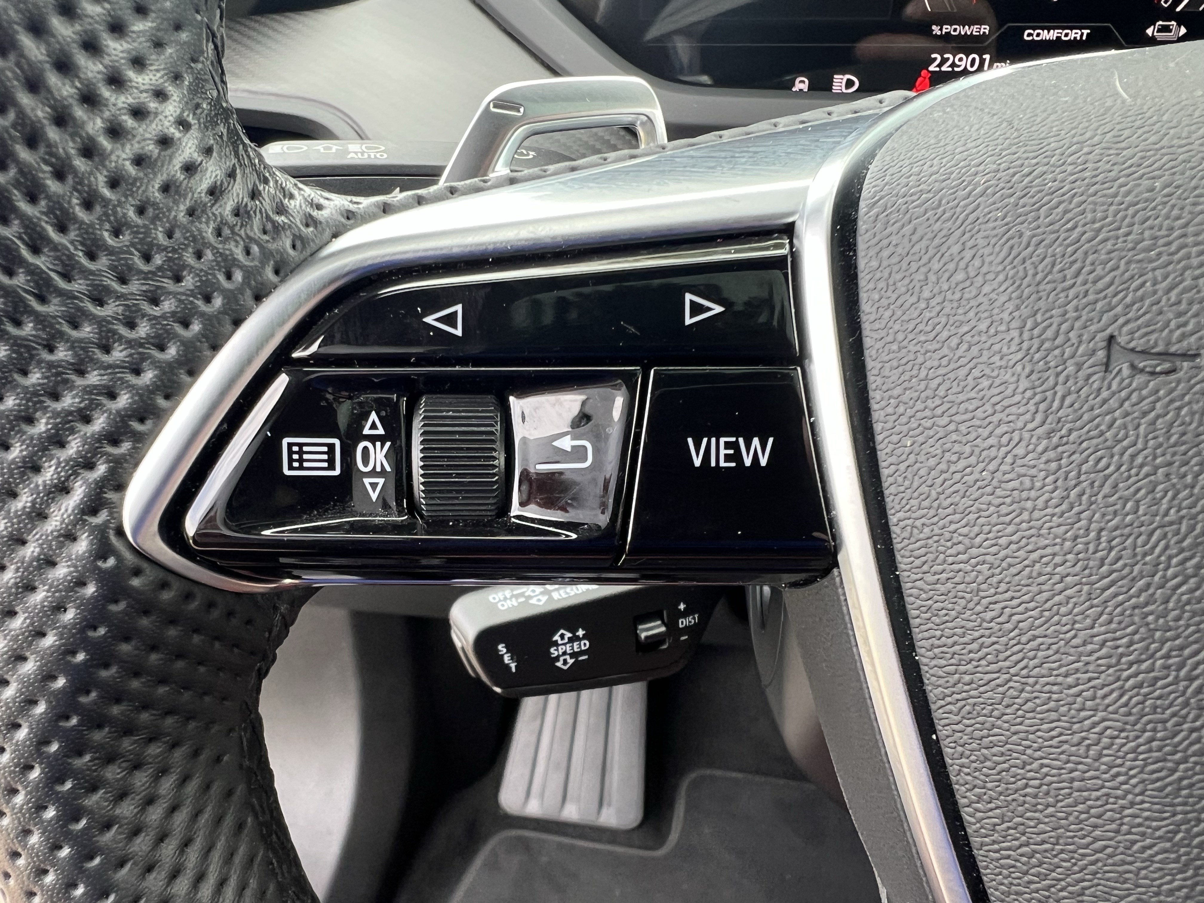 Certified 2024 Audi RS e-tron GT w/ Carbon Performance Package AWD/4WD image 19