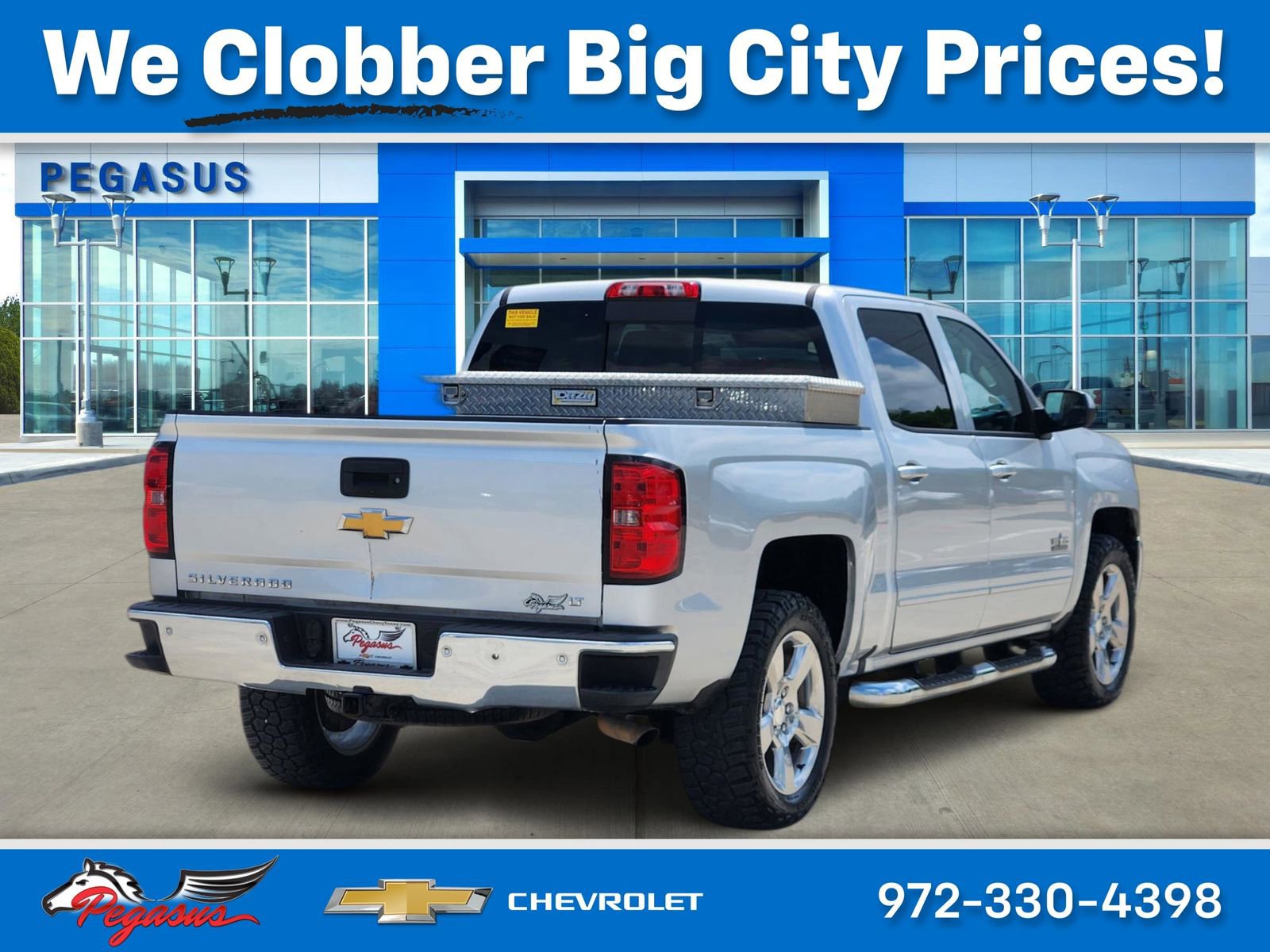 Used 2018 Chevrolet Silverado 1500 LT w/ Texas Edition RWD image 5