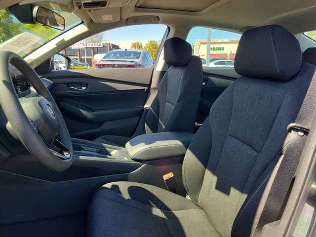 Certified 2025 Honda Accord SE image 16