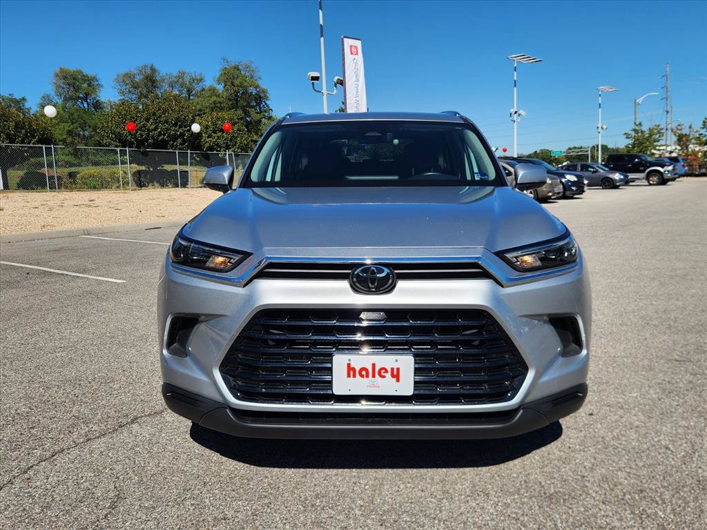 Certified 2025 Toyota Grand Highlander AWD image 10