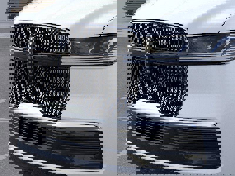 New 2025 Lincoln Navigator Reserve image 17