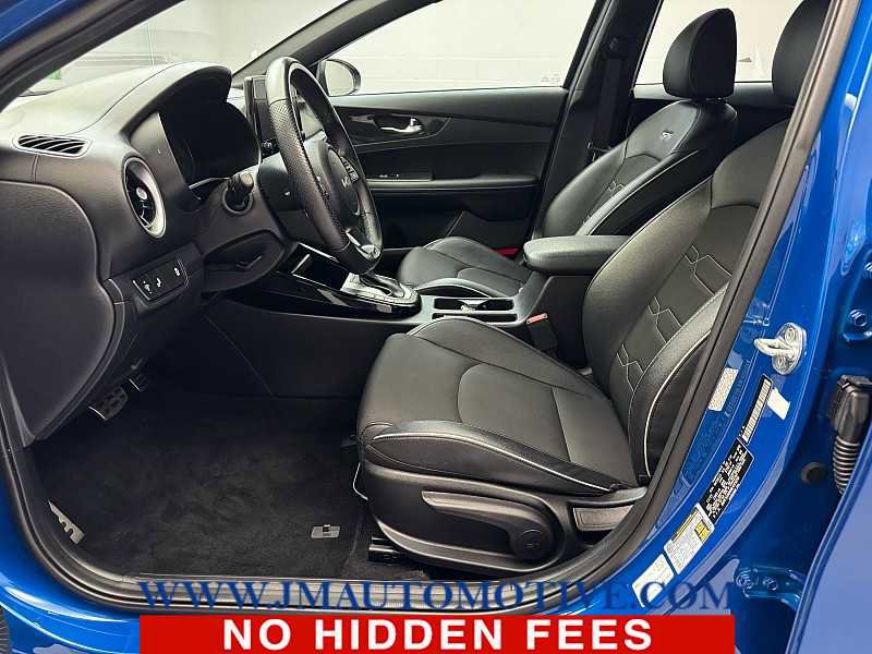 Used 2022 Kia Forte GT-Line w/ GT-Line Technology Package FWD image 12