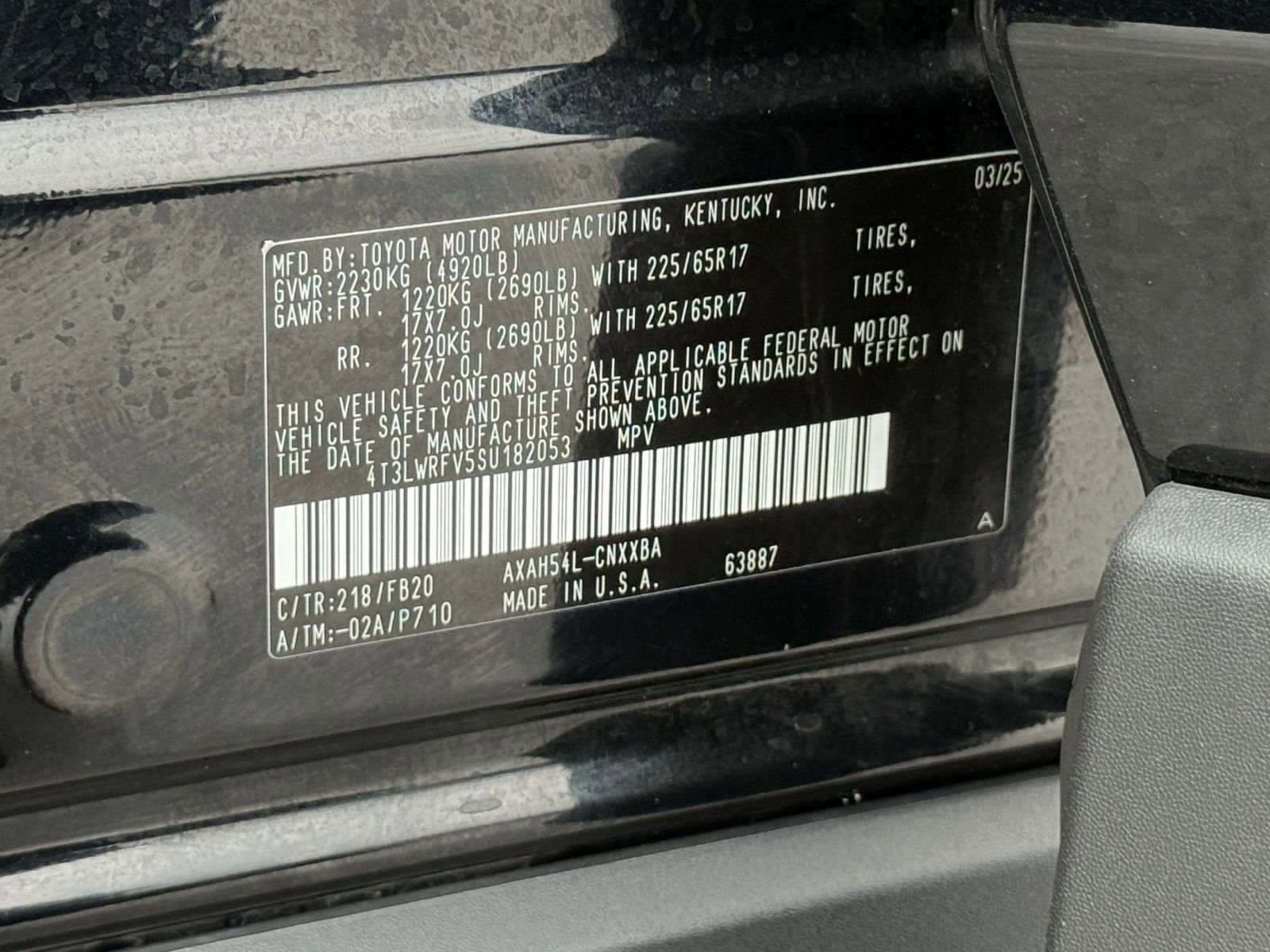 Used 2025 Toyota RAV4 LE image 28