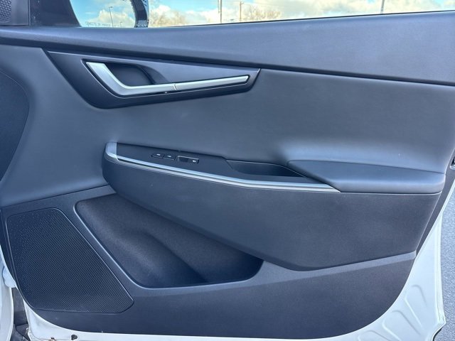 Used 2024 Kia EV6 Light image 10