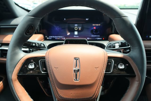 Used 2026 Lincoln Aviator Reserve w/ Equipment Group 201A AWD/4WD image 17