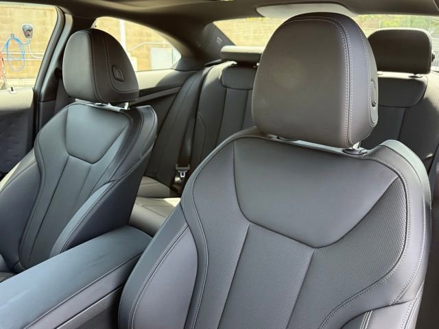 Used 2025 BMW 230i Coupe w/ Premium Package RWD image 21