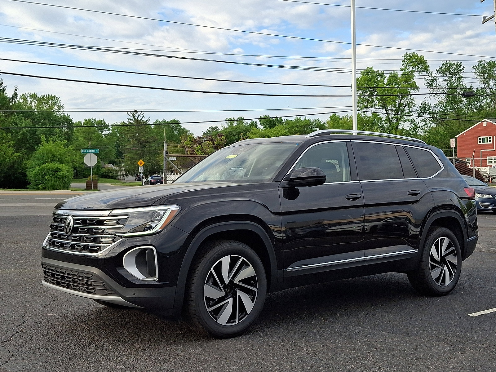 New 2026 Volkswagen Atlas SEL AWD/4WD image 2